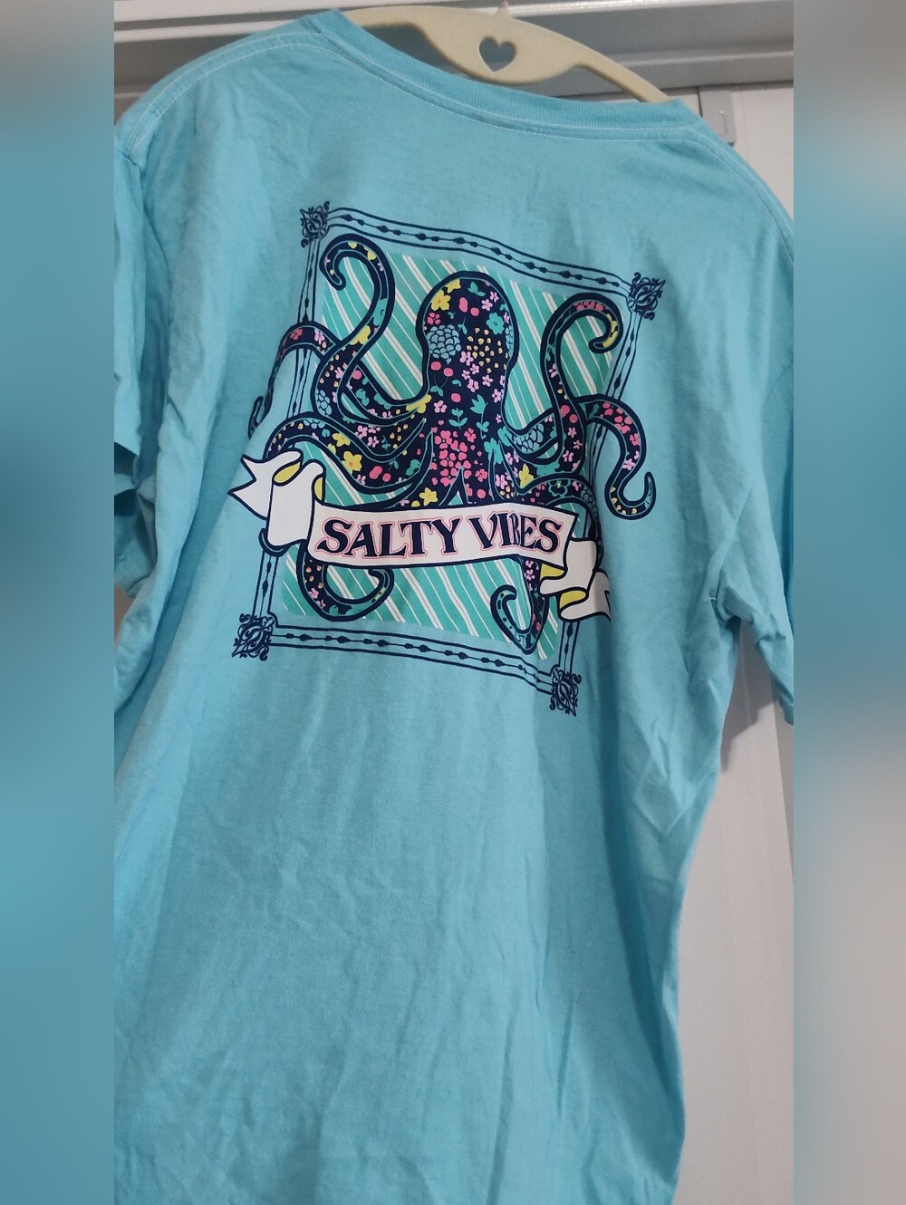 Light Blue Octopus Graphic Tee Size M